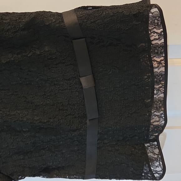 Ann Taylor Elegant Black Lace Top With Bow On Front 6 - Picture 2 of 10